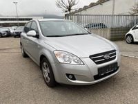 Gebraucht Kia Ceed Basis 109 PS (80 kW) 2009 Silber Kleinwagen