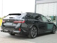 Neu BMW 520 M Sport 197 PS (144 kW) 2026 Schwarz Kombi