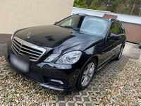 Gebraucht Mercedes E200 Avantgarde 184 PS (135 kW) 2010 Schwarz Kombi