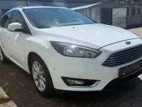 Gebraucht Ford Focus Titanium 125 PS (91 kW) 2017 Weiß Kombi