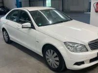 Second-hand Mercedes C200 136 CP (100 kW) 2011 Alb Berlinǎ