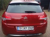 Gebraucht Citroën C4 SELECTION 95 PS (69 kW) 2014 Rot Kleinwagen