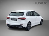 Gebraucht Mercedes B200 Progressive 163 PS (119 kW) 2024 Weiß Van / Kleinbus