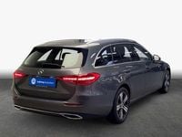 Gebraucht Mercedes C300e Avantgarde 313 PS (230 kW) 2023 Selenitgrau metallic Kombi