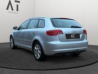 Gebraucht Audi A3 Ambiente 105 PS (77 kW) 2010 Silber Limousine