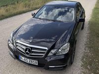 Gebraucht Mercedes E300 231 PS (169 kW) 2012 Schwarz Limousine