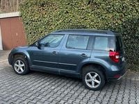 Gebraucht Skoda Yeti Elegance 110 PS (80 kW) 2015 Grau SUV