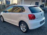 Gebraucht VW Polo Life 69 PS (50 kW) 2013 Weiß Kleinwagen