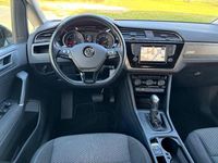 Gebraucht VW Touran Allstar 150 PS (110 kW) 2016 Deep black perleffekt Van / Kleinbus