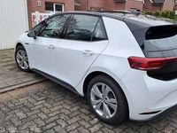 Gebraucht VW ID.3 Pro 106 kW (145 PS) 2022 Weiß Kleinwagen
