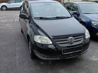 Gebraucht VW Fox 54 PS (39 kW) 2007 Schwarz Kleinwagen