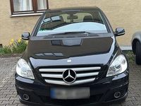 Gebraucht Mercedes B170 117 PS (86 kW) 2008 Schwarz Van / Kleinbus