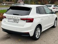 Gebraucht Skoda Fabia Selection 116 PS (85 kW) 2024 Weiß Limousine