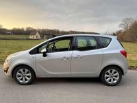 Gebraucht Opel Meriva Edition 101 PS (74 kW) 2010 Starsilber iii m2 Van / Kleinbus