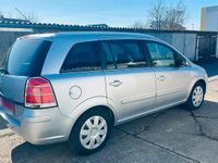 Gebraucht Opel Zafira 2007 Silber Van / Kleinbus