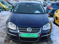 Używany VW Jetta Freestyle 160 KM (117 kW) 2009 Niebieski Sedan/Limuzyna