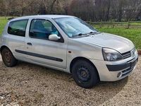 Gebraucht Renault Clio II 75 PS (55 kW) 2002 Kleinwagen