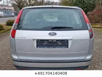 Gebraucht Ford Focus Ghia 145 PS (106 kW) 2005 Silber Kombi