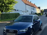 Gebraucht Audi A1 Ambition 122 PS (89 kW) 2011 Blau Kleinwagen
