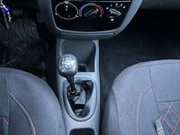 Gebraucht Ford Fiesta 75 PS (55 kW) 2000 Violet Kleinwagen