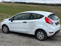 Gebraucht Ford Fiesta 60 PS (44 kW) 2013 Weiß Kleinwagen
