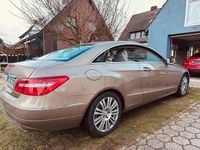 Gebraucht Mercedes E350 Elegance 306 PS (225 kW) 2012 Gelb Coupé