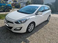Gebraucht Hyundai i30 Intro Edition 110 PS (80 kW) 2012 Weiß Kombi