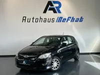 Gebraucht Hyundai i30 Classic 109 PS (80 kW) 2011 Schwarz Limousine