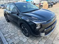 Neu Kia Stonic Style 101 PS (74 kW) 2026 Schwarz schwarz SUV