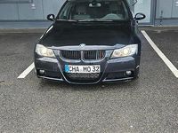 Gebraucht BMW 320 177 PS (130 kW) 2008 Schwarz Kombi