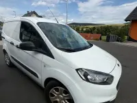 Gebraucht Ford Courier 101 PS (74 kW) 2021 Weiß Van / Kleinbus