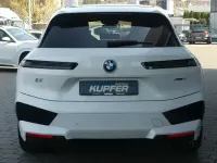 Gebraucht BMW iX Sport Line 384 kW (523 PS) 2023 Mineralweiss SUV