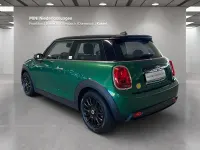 Gebraucht Mini Cooper SE 135 kW (184 PS) 2023 Grün Kleinwagen
