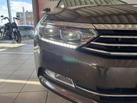 Gebraucht VW Passat Highline 150 PS (110 kW) 2015 Schwarz Kombi