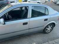 Gebraucht Opel Astra 101 PS (74 kW) 2002 Silber Limousine