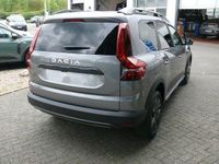 Neu Dacia Jogger Expression 110 PS (80 kW) 2025 Grau Van / Kleinbus