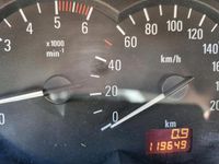 Gebraucht Opel Combo 75 PS (55 kW) 2011 Weiß Pickup