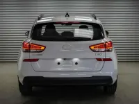 Neu Hyundai i30 99 PS (72 kW) 2026 Atlas white uni () Kombi