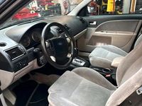 Gebraucht Ford Mondeo 131 PS (96 kW) 2003 Andere farben Limousine