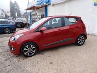 Gebraucht Hyundai i10 Edition 87 PS (63 kW) 2014 Red passion / mic Kleinwagen