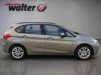 Gebraucht BMW 220 Active Tourer Advantage 192 PS (141 kW) 2017 Silber Van / Kleinbus
