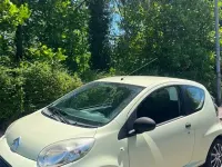 Gebraucht Citroën C1 68 PS (50 kW) 2011 Gelb Kleinwagen
