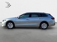 Gebraucht VW Passat Basis 150 PS (110 kW) 2025 Oyster silver metallic Kombi