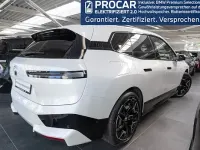 Gebraucht BMW iX Sport Line 239 kW (326 PS) 2024 Mineralweiss SUV