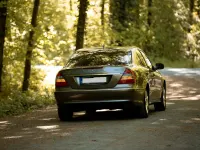 Gebraucht Mercedes E200 184 PS (135 kW) 2007 Beige Limousine