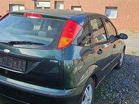 Second-hand Ford Focus 100 CP (73 kW) 2004 Verde Coupe