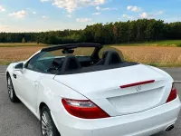Gebraucht Mercedes SLK200 184 PS (135 kW) 2015 Weiß Cabrio