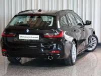 Gebraucht BMW 318 Sport Line 150 PS (110 kW) 2023 Schwarz ii Kombi