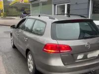 Gebraucht VW Passat 105 PS (77 kW) 2011 Gold Kombi
