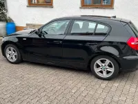 Gebraucht BMW 116 122 PS (89 kW) 2010 Schwarz Kleinwagen